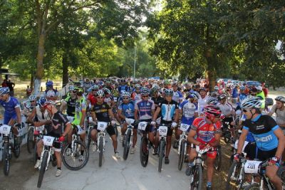 182 participantes se dieron cita en la ruta románico Menés